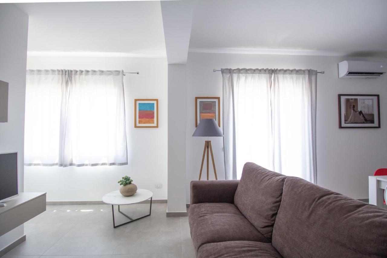 M'Place Apartments ปาแลร์โม ภายนอก รูปภาพ