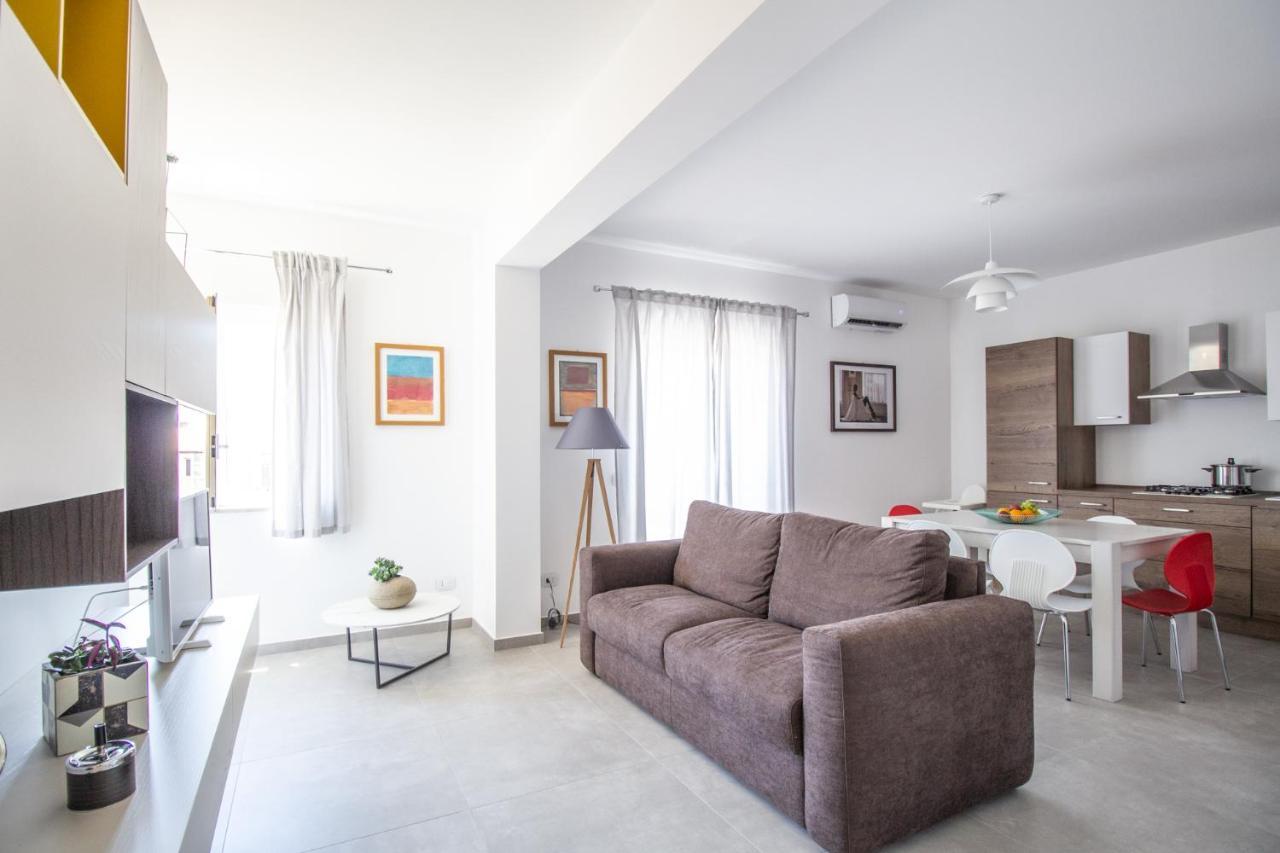 M'Place Apartments ปาแลร์โม ภายนอก รูปภาพ