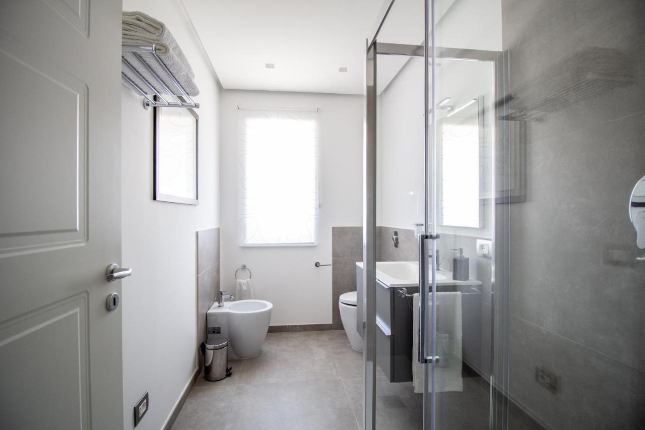 M'Place Apartments ปาแลร์โม ภายนอก รูปภาพ